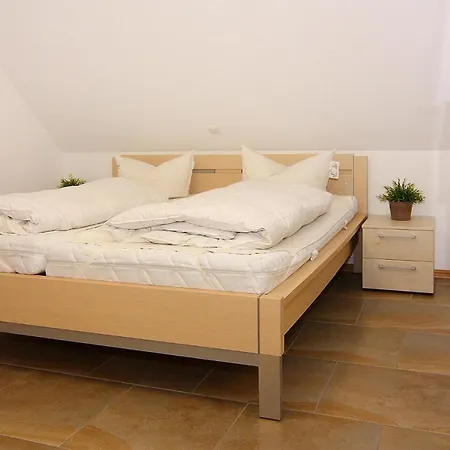 Semi-detached House - Dos08101h-lya